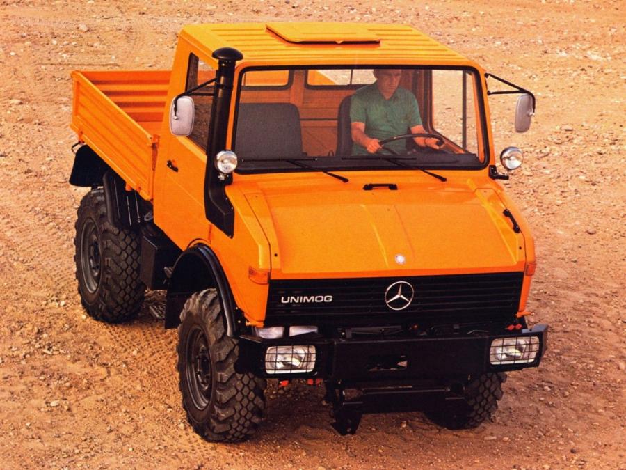  Mercedes-Benz Unimog U1500 1980 года  (фото 2 из 3)